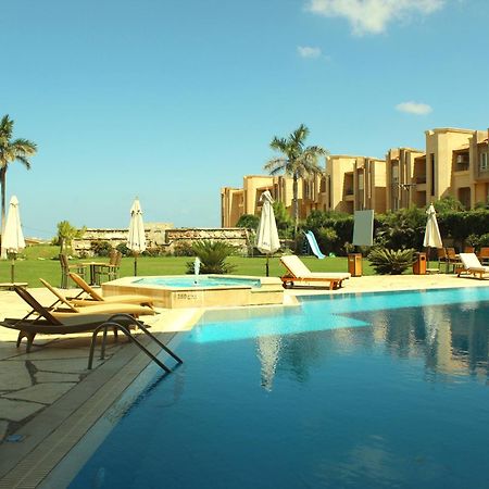 Panacea Suites Hotel Borg El Arab Exterior foto